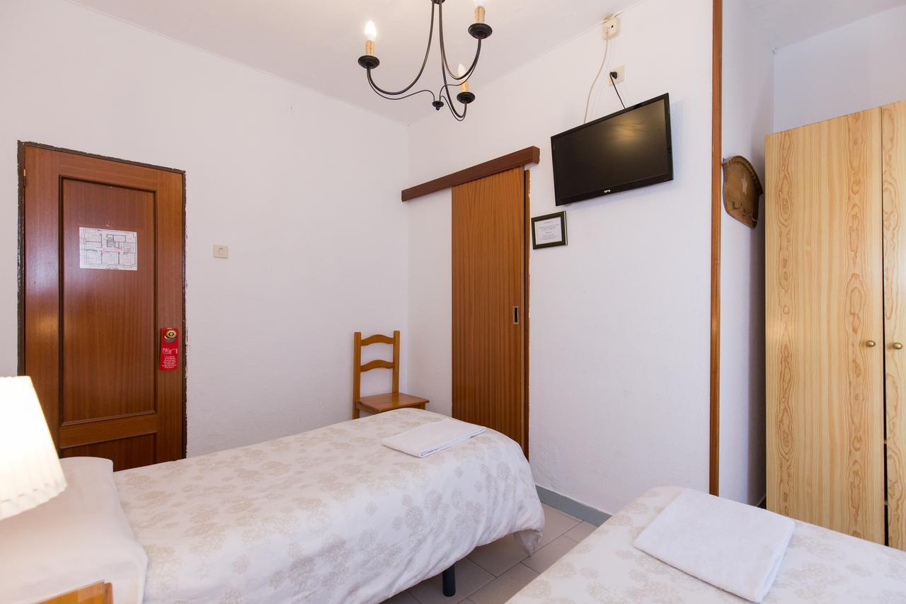 Pension Mesones Гранада Экстерьер фото
