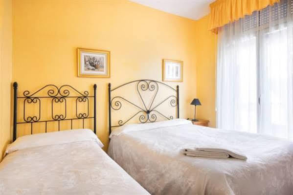 Pension Mesones Гранада Экстерьер фото